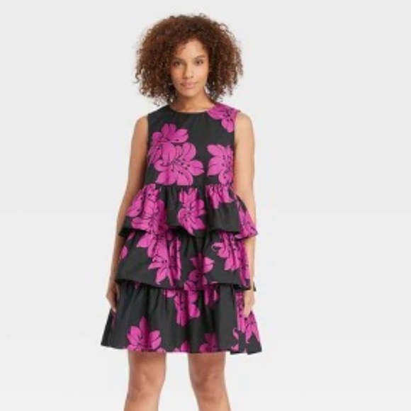 “Who What Wear” floral ruffle dress - Picture 2 of 2